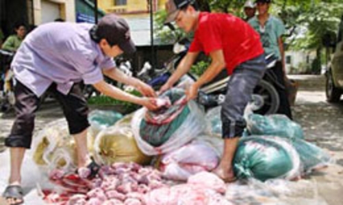 Giáp Tết, vệ sinh an toàn thực phẩm lại 