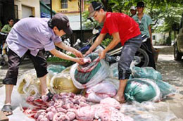 Nội tạng động vật không đảm bảo an toàn vệ sinh thực phẩm được nhập lậu ngày càng nhiều.