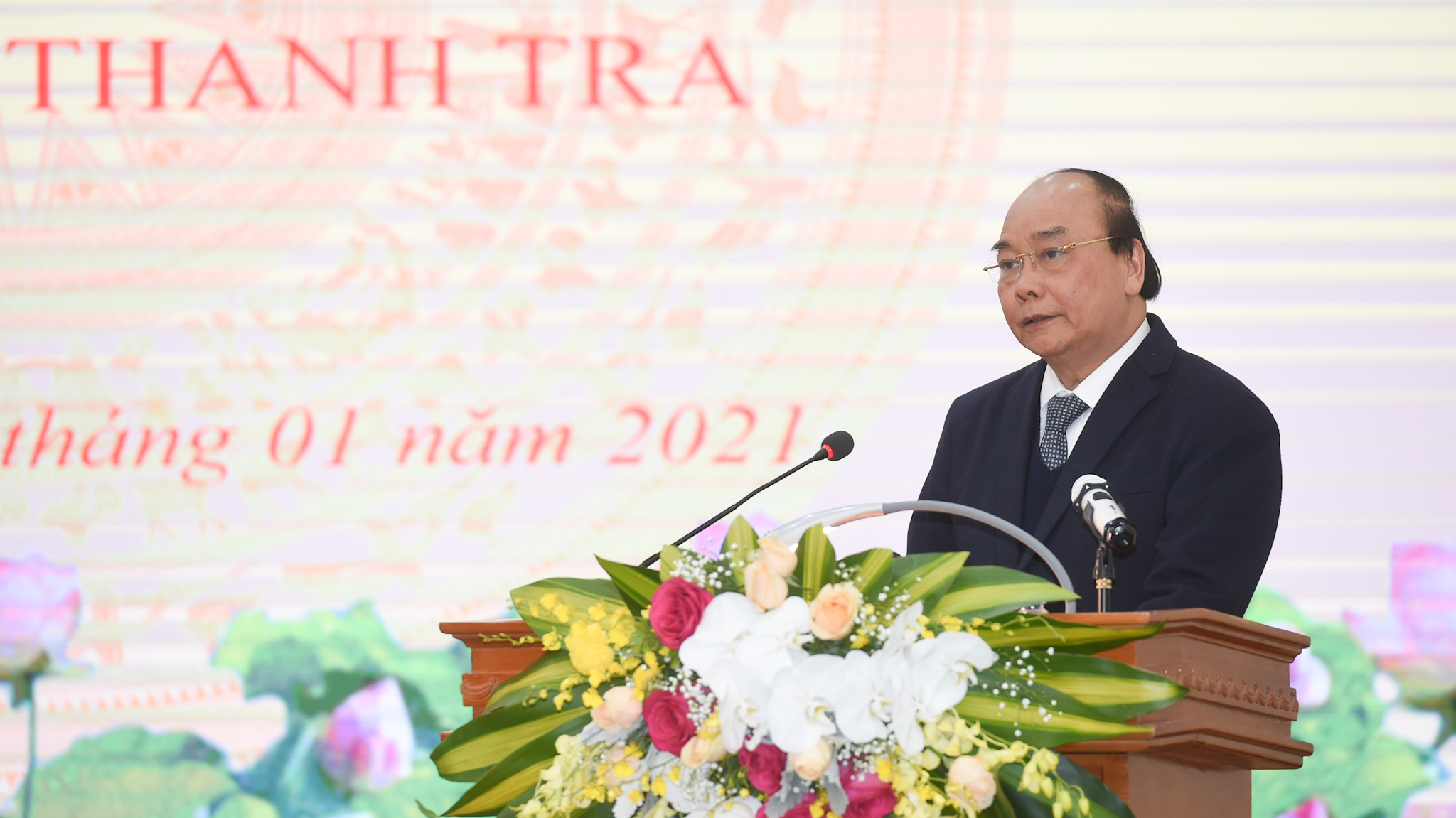 Thủ tướng phát biểu tại hội nghị chiều 12/1.