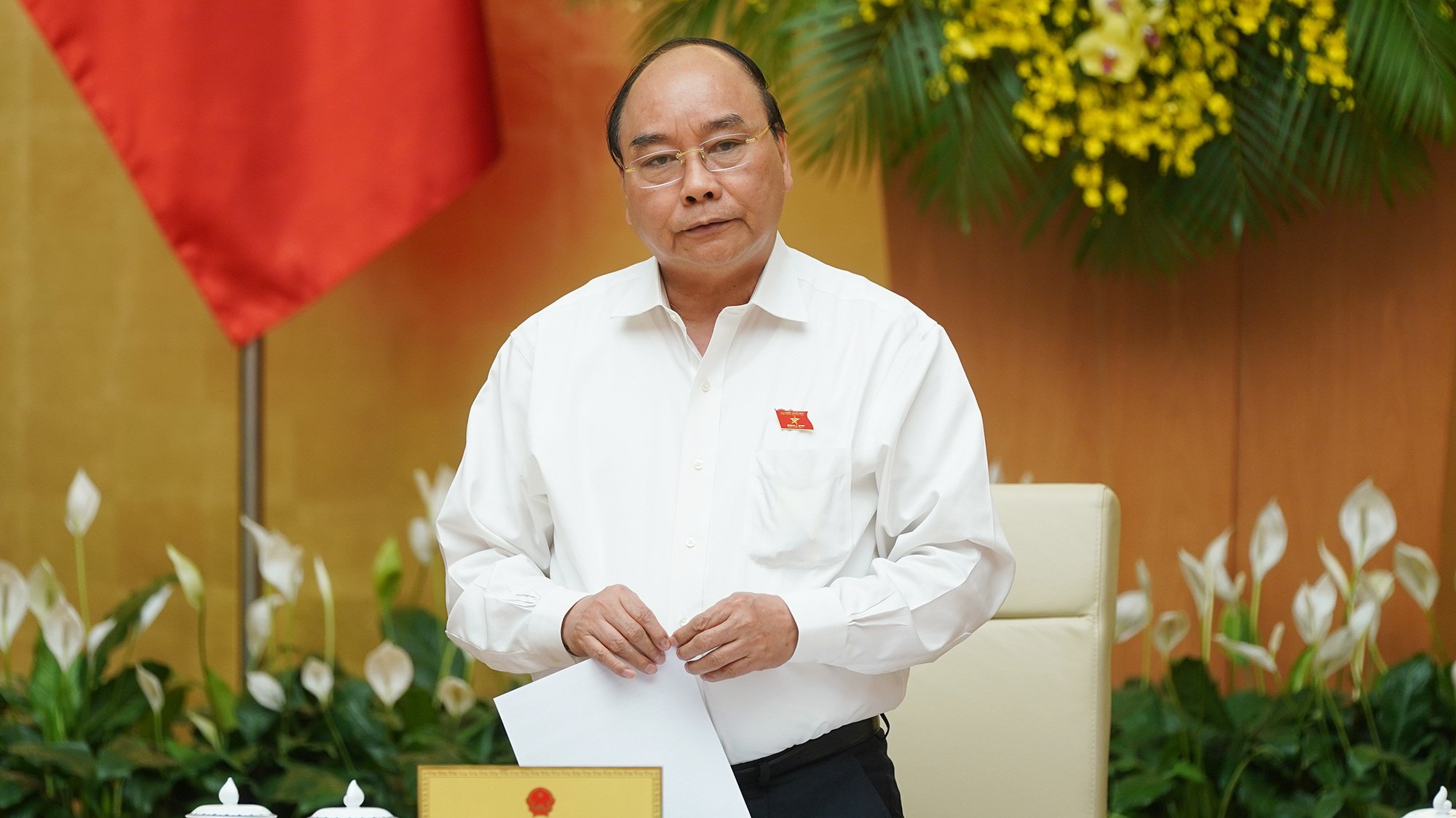 Thủ tướng Nguyễn Xuân Phúc chủ trì phiên họp tháng 5 của Chính phủ.