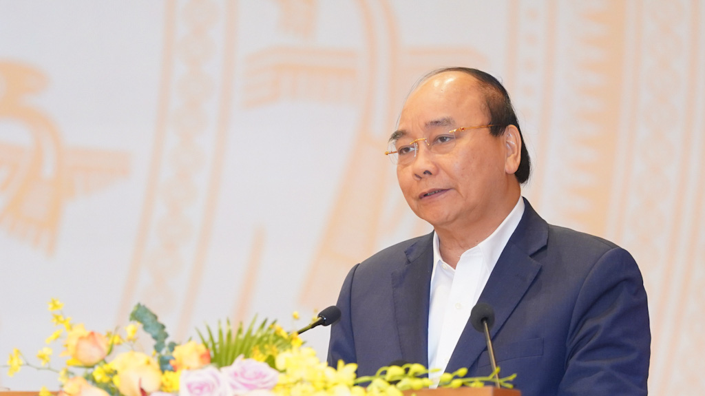 Theo Thủ tướng Nguyễn Xuân Phúc, xây dựng pháp luật là bệ đỡ cho đất nước phát triển bền vững.