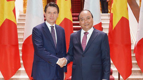 Thủ tướng Nguyễn Xuân Phúc và Thủ tướng Italia Giuseppe Conte hội đàm ngày 5/6.