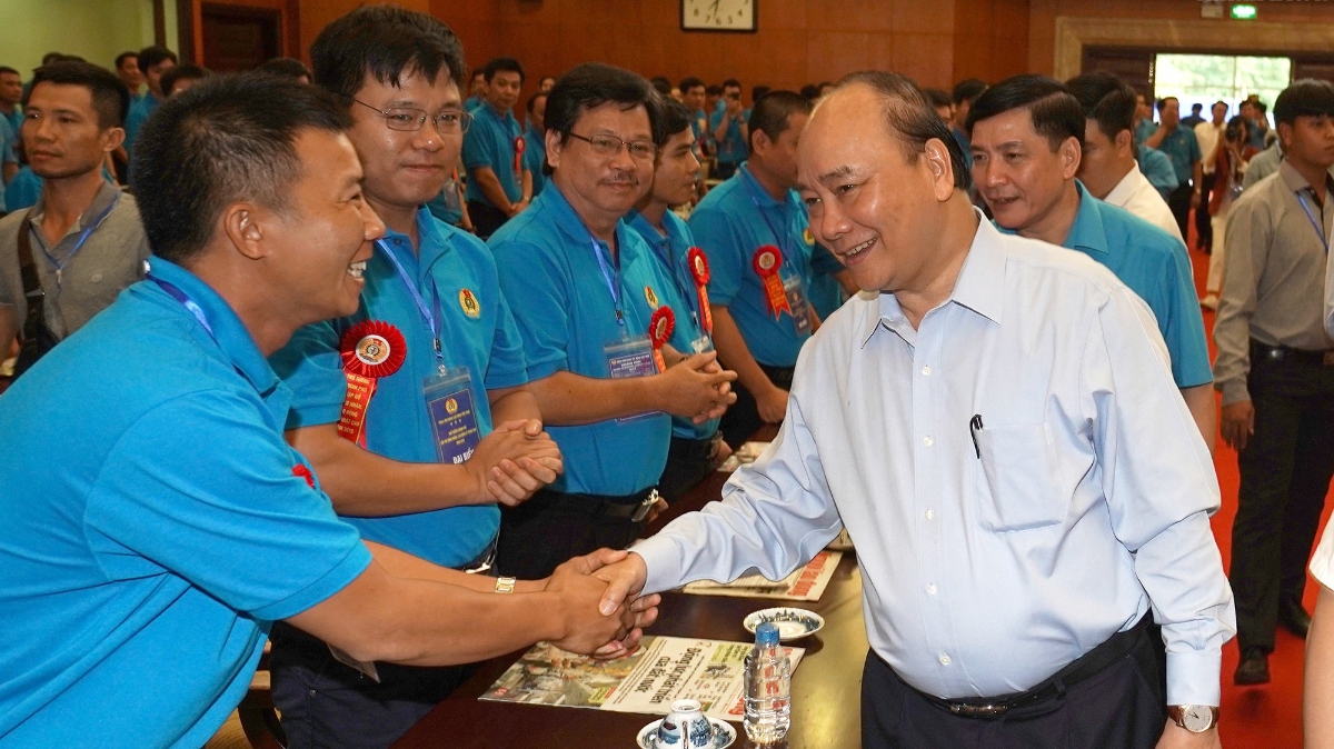 Thủ tướng cho rằng, nếu không nâng cao trình độ thì khó có thể có thu nhập cao trong bối cảnh hội nhập hiện nay.