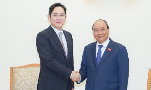 Thủ tướng đề nghị Samsung đầu tư nhà máy bán dẫn tại Việt Nam