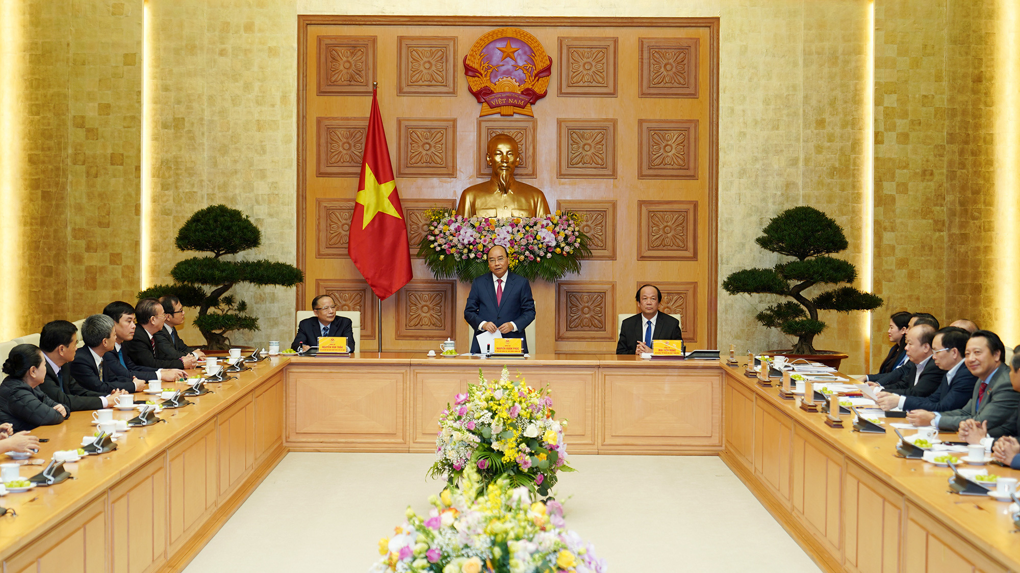 Thủ tướng Nguyễn Xuân Phúc đã gặp mặt đoàn đại biểu Hiệp hội Doanh nghiệp nhỏ và vừa - Ảnh: VGP 