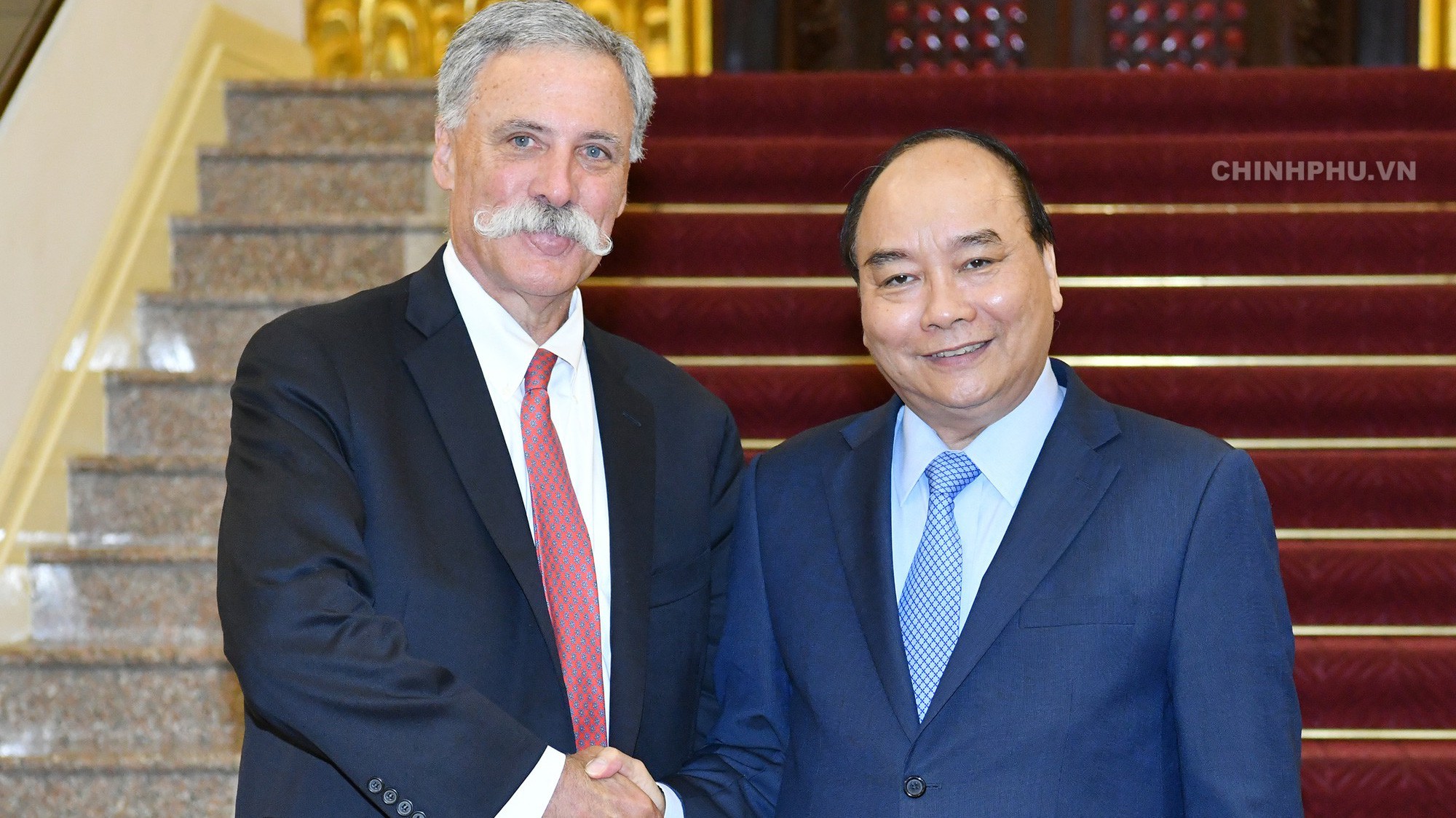 Thủ tướng Nguyễn Xuân Phúc tiếp ông Chase Carey, Chủ tịch kiêm Giám đốc điều hành Tập đoàn Formula One - Ảnh VGP.
