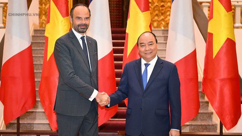 Đây là lần đầu tiên trong 1 năm có hai chuyến thăm cấp cao lẫn nhau của lãnh đạo hai nước. Trước đó, hồi tháng 3/2018, Tổng bí thư Nguyễn Phú Trọng cũng đã có chuyên thăm Pháp.

