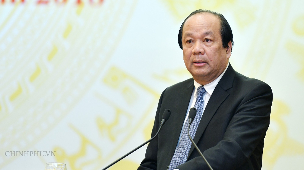 Bộ trưởng - Chủ nhiệm Văn phòng Chính phủ Mai Tiến Dũng trả lời báo chí.