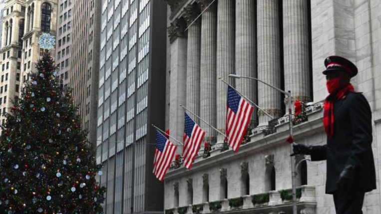 Tính tới tháng 10/2020, khoảng hơn 210 công ty Trung Quốc niêm yết trên các sàn chứng khoán Mỹ có tổng vốn hóa khoảng 2.200 tỷ USD - Ảnh: Getty Images