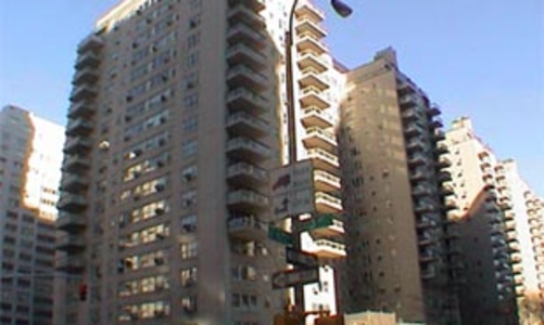 Khách thuê nhà tại Mỹ làm “vua”