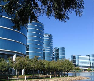 Trụ sở của hãng Oracle ở vùng Redwood Shores, bang California, Mỹ - Ảnh: Wikipedia.