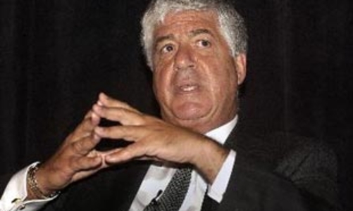 Sếp mới của AIG hưởng lương 3 triệu USD