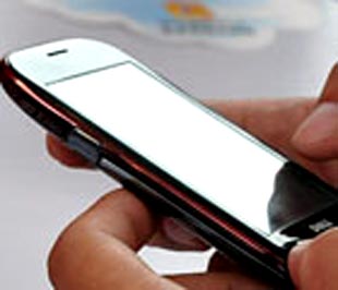 Dell cho biết, hãng đang làm việc cùng với China Mobile về kế hoạch xuất xưởng chiếc điện thoại này. Ngoài ra, hãng không tiết lộ thêm thông tin gì về thời điểm chiếc điện thoại chính thức “ra lò”.
