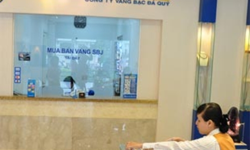 Giá vàng có thể điều chỉnh giảm mạnh