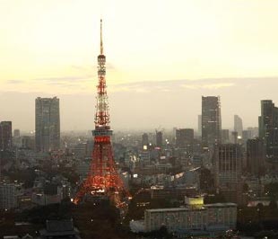 Một góc Tokyo - Ảnh: Bloomberg.