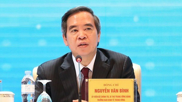 Trưởng ban Kinh tế Trung ương Nguyễn Văn Bình