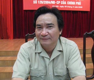 "Cá nhân, đơn vị nào gặp trường hợp tiêu cực thì có thể gọi điện cho tôi và tôi sẽ trực tiếp xử lý theo đúng pháp luật." -Ảnh: Từ Nguyên