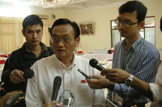 “Doanh nghiệp xăng dầu đẩy rủi ro cho người tiêu dùng”