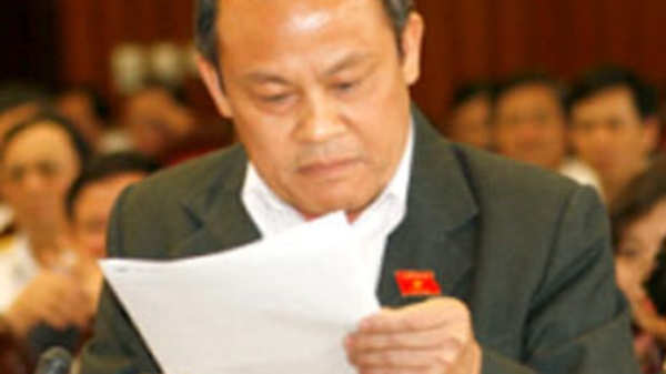 Một tháng Quốc hội: Cái nhìn của “người trong cuộc”