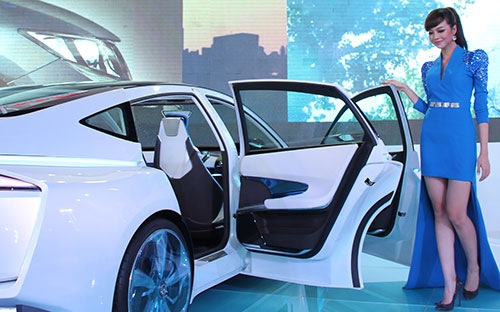 Trường hợp cần áp dụng mức thu cao hơn cho phù hợp với điều kiện 
thực tế tại từng địa phương, Hội đồng nhân dân tỉnh, thành phố trực 
thuộc Trung ương quyết định điều chỉnh tăng nhưng tối đa không quá 50% 
mức quy định chung.<span style="font-family: 'Times New Roman'; font-size: 15px;"></span>