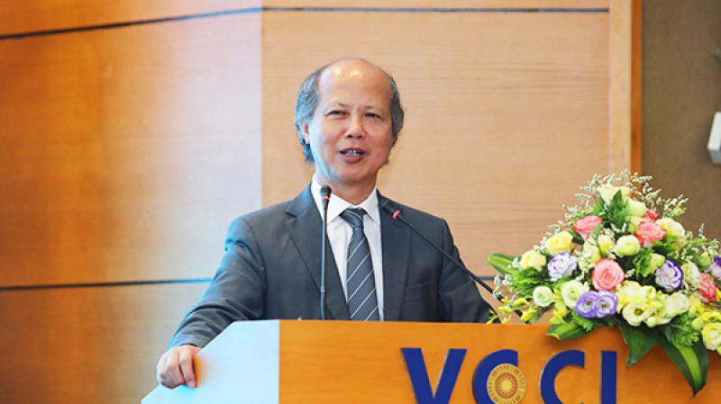 Chủ tịch VnREA Nguyễn Trần Nam cho rằng,  Condotel xây trên đất dịch vụ có thời hạn thì cấp sổ có thời hạn, xây trên đất ở thì cấp sổ vĩnh viễn.