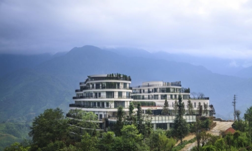 Sapa có khách sạn 5 sao đầu tiên