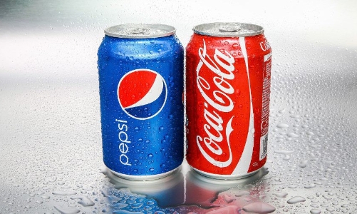 Nhà đầu tư lãi bao nhiêu nếu mua 1.000 USD cổ phiếu Coca-Cola, PepsiCo 10 năm trước?