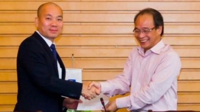 Ông Phú nhận nhiệm vụ mới. 