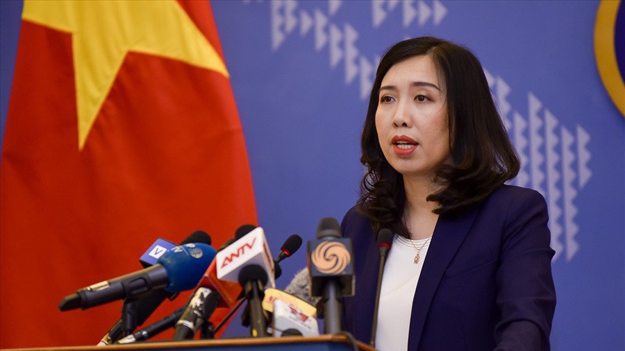 Người phát ngôn Bộ Ngoại giao Lê Thị Thu Hằng cho rằng: Việt Nam đã có nhiều nỗ lực cải thiện cán cân thương mại giữa hai nước, thúc đẩy nhập khẩu các mặt hàng Hoa Kỳ có thế mạnh và Việt Nam có nhu cầu.