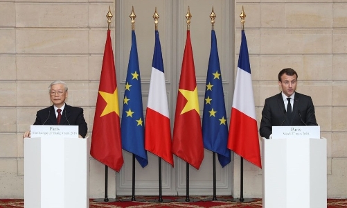 Việt - Pháp cam kết tạo thuận lợi cho tự do hóa thương mại