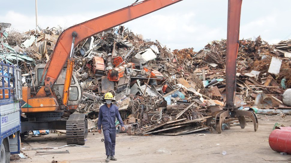 Các Bộ, ngành liên quan đã thống nhất được phương án xử lý các container phế liệu nhập khẩu tồn đọng tại cảng biển - Ảnh minh họa: Quang Phúc.