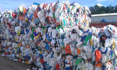 Bộ Công Thương công bố danh mục 27 phế liệu tạm ngừng xuất nhập khẩu 