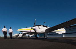 Sau khi được tuyển dụng, các ứng viên sẽ được cử đi đào tạo phi công tại CTC Aviation Training Limited ở New Zealand. 