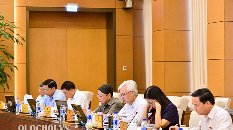 Phiên họp thứ 27 của Uỷ ban Thường vụ Quốc hội.