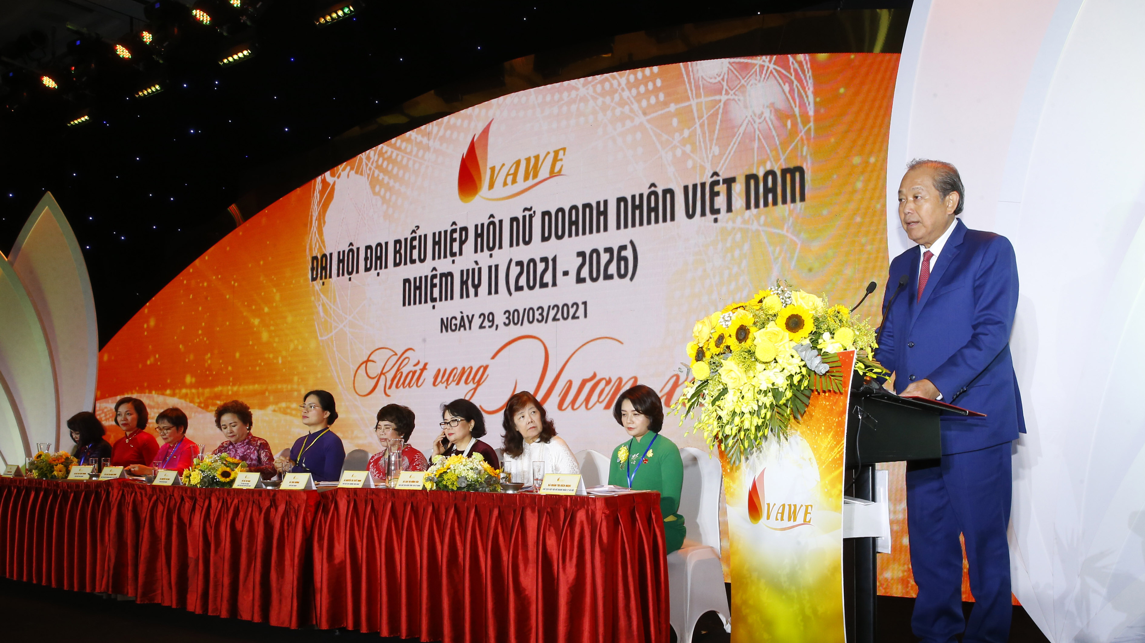 Phó Thủ tướng thường trực Trương Hoà Bình phát biểu tại Đại hội.