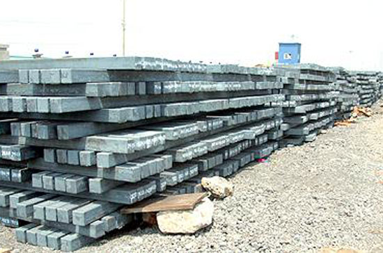 Nhiếu ý kiến cho rằng bắt buộc dự trữ thép và phôi thép là bất hợp lý.