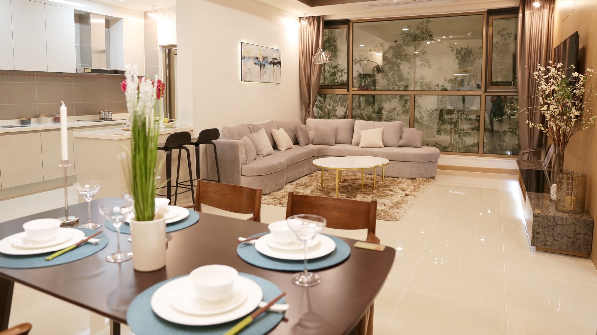 Trong giai đoạn 1, 364 căn biệt thự đơn lập, song lập, liền kề tại Khu đô thị Starlake có diện tích từ 185 - 400m2 đã được hoàn thành và đưa vào sử dụng.