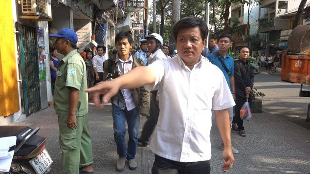 Ông Hải cũng mong muốn khi trở lại là công dân sẽ có nhiều thời gian để suy nghĩ về các giải pháp "căn cơ, nhân văn, không ảnh hưởng để mưu sinh của người nghèo" trong công việc lập trật tự vỉa hè, lòng lề đường. 