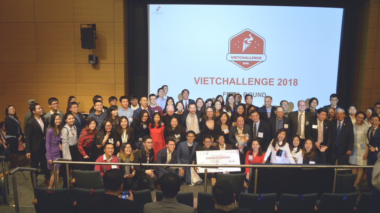 Cuộc thi năm nay đã thu hút số lượng đơn đăng kí dự thi kỉ lục với 201 hồ sơ dự thi đến từ 17 quốc gia và vùng lãnh thổ.