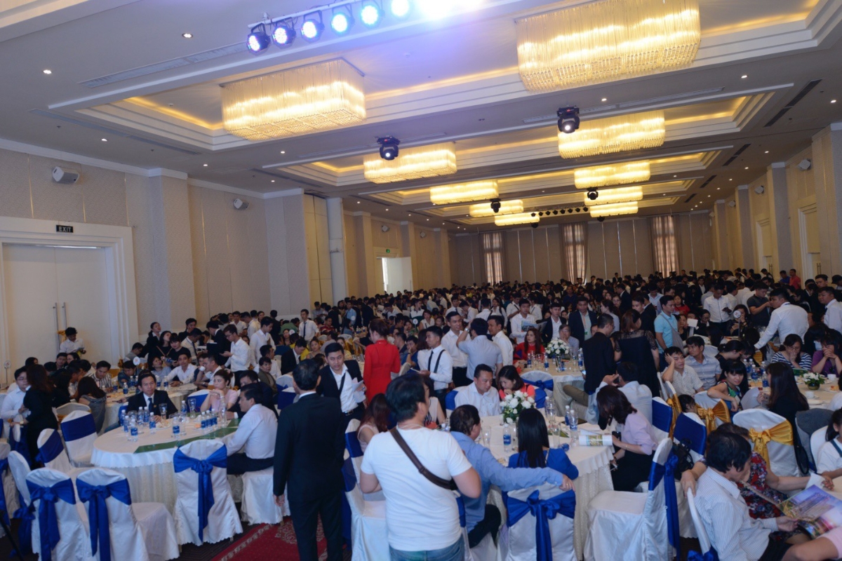 Thị trường địa ốc Tp.HCM sôi động, dẫn dắt bởi sản phẩm mới lạ - Ảnh 1.