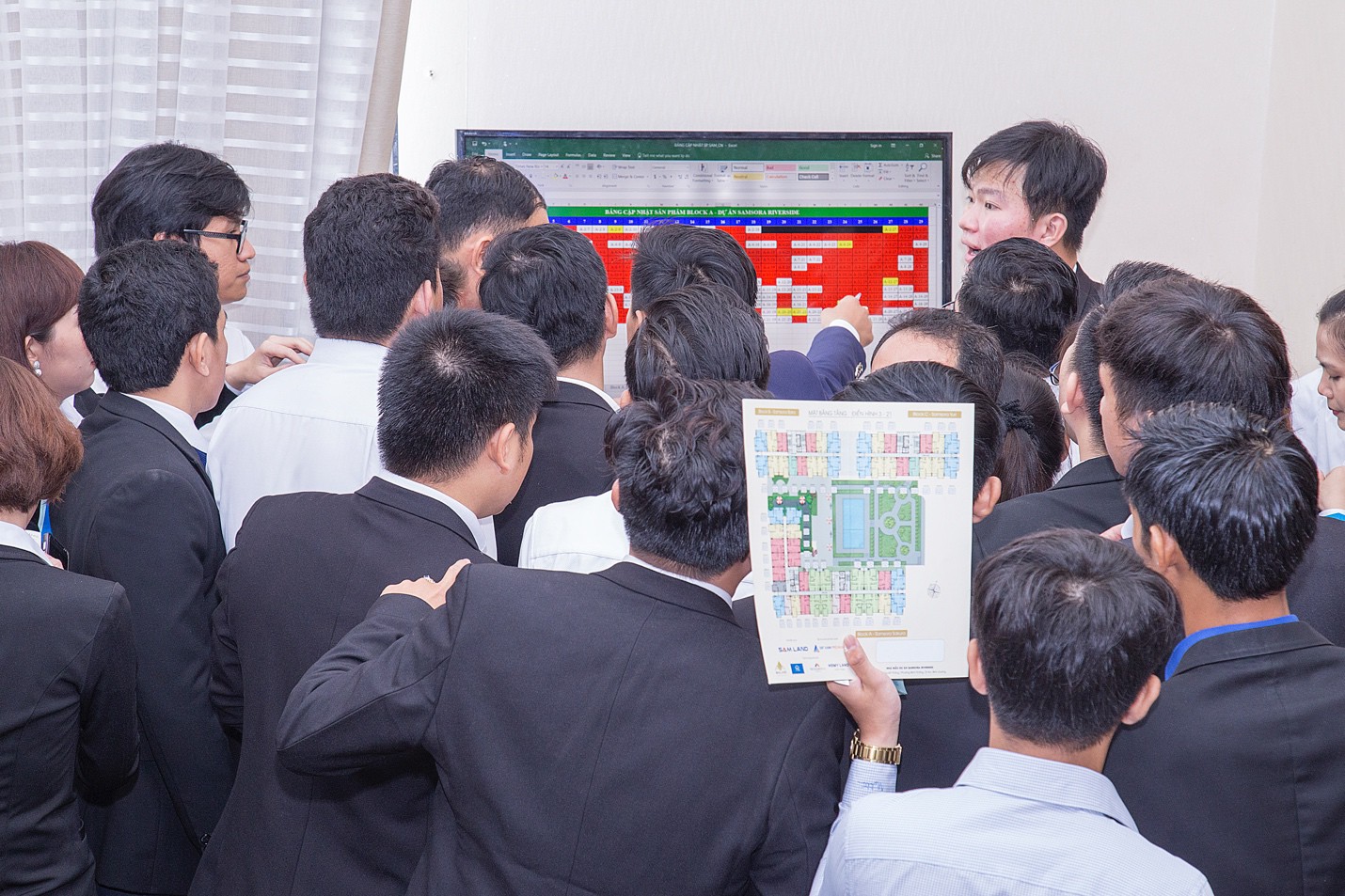 Địa ốc vùng ven Sài Gòn: “Nóng” từ đất nền lan sang căn hộ - Ảnh 1.