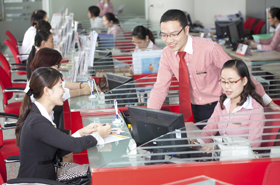 Sự hỗ trợ của các dịch vụ tiện ích và hiện đại cũng góp phần giúp doanh nghiệp giảm thiểu các chí phí và nhân lực so với các nghiệp vụ truyền thống trước đây.