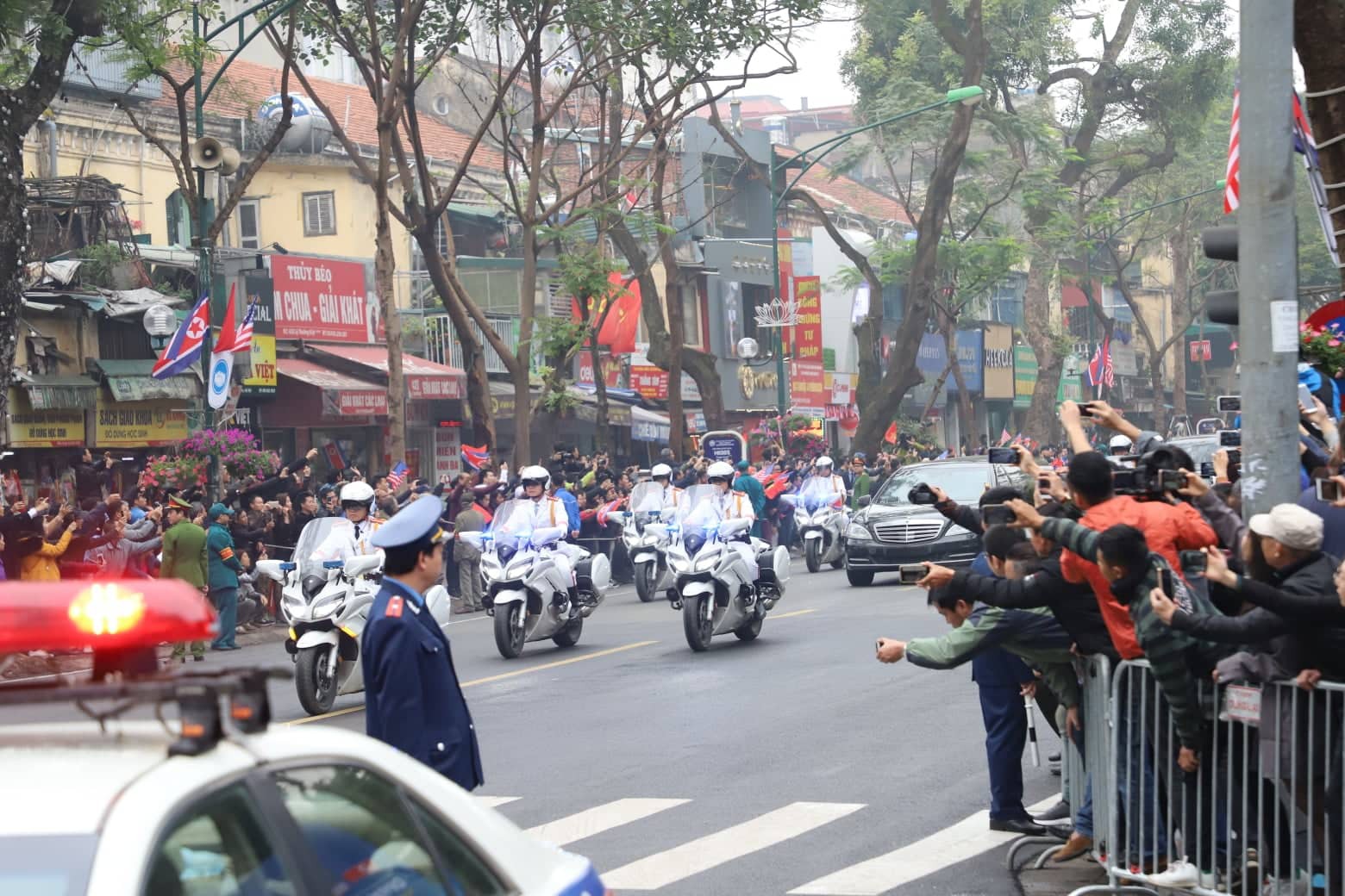 Chủ tịch Triều Tiên Kim Jong-un đến Hà Nội - Ảnh 3.