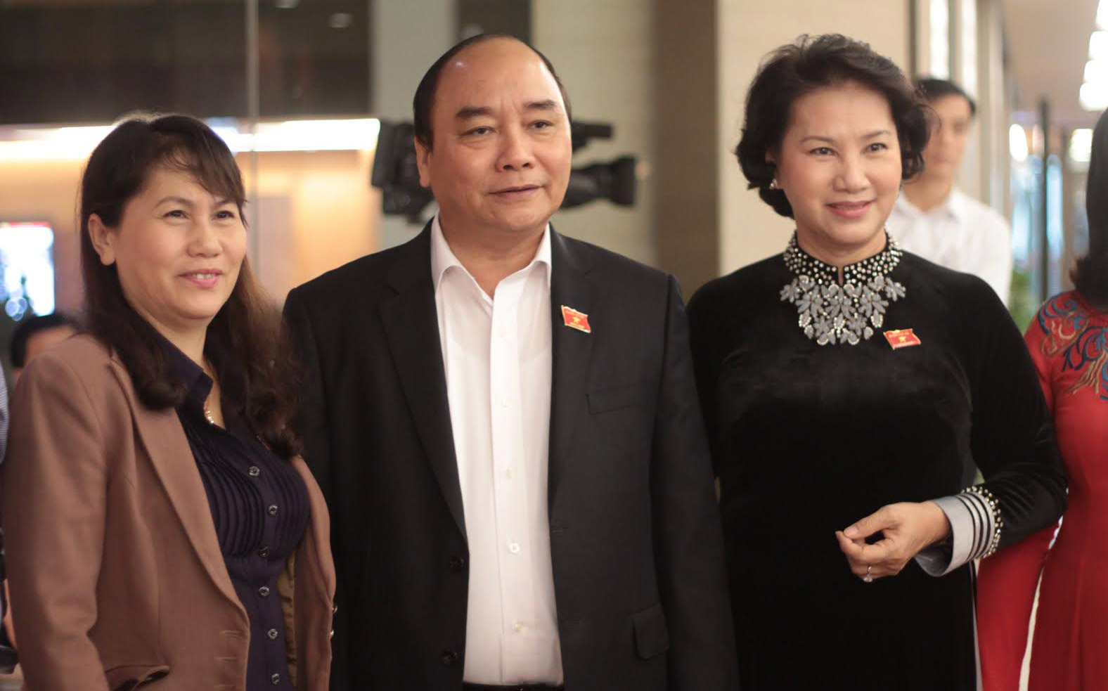Thủ tướng Nguyễn Xuân Phúc bên hành lang Quốc hội.