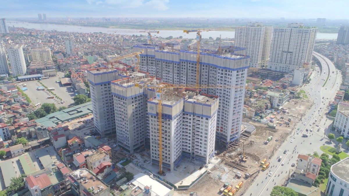 Hình ảnh thực tế dự án Imperia Sky Garden trên mặt đường Minh Khai, Hà Nội.