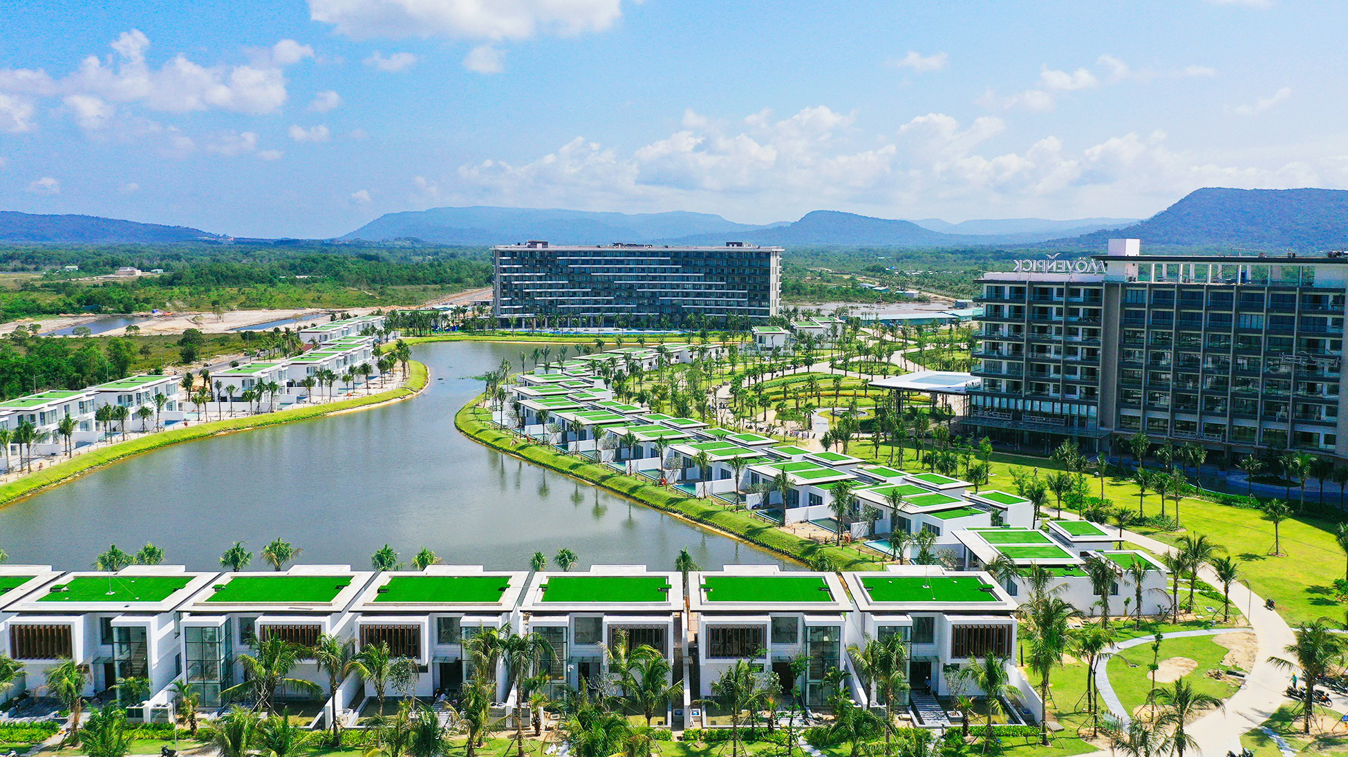 Mövenpick Resort Waverly Phú Quốc là thành viên mới nhất của “đại gia đình” Accor Hotels.