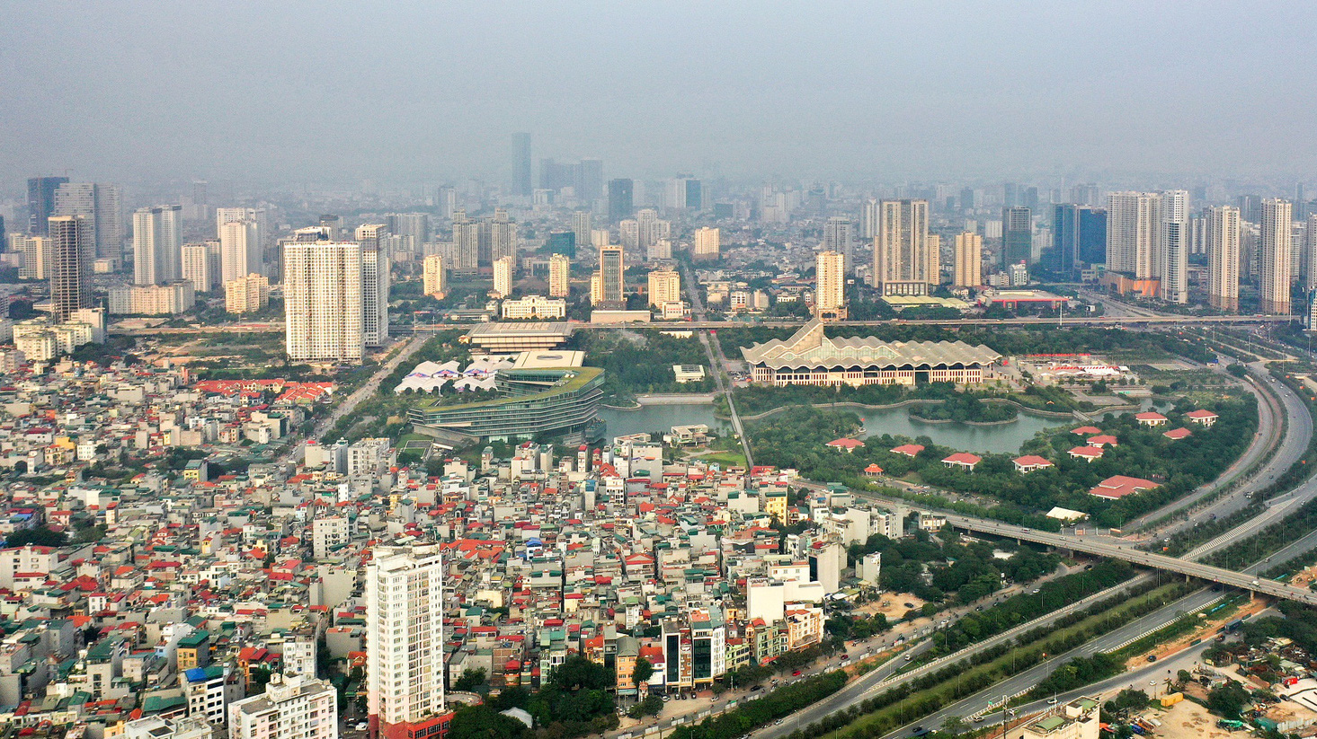 Bất động sản chung cư chủ yếu phát triển tại khu vực phía Tây Hà Nội đang có xu hướng mở rộng.