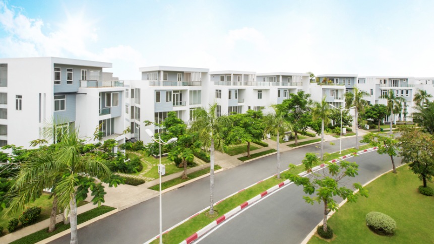 Hiện nay hầu như tất cả các tiện ích nội khu, cở sở hạ tầng, dịch vụ bên trong khu đô thị đều đã đi vào hoạt động, sẵn sàng phục vụ cộng đồng cư dân.