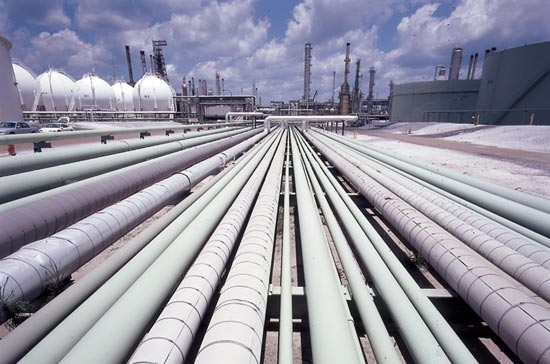 Giá dầu thô chịu áp lực mạnh từ tuyên bố của Chủ tịch ECB đầu phiên 8/12.