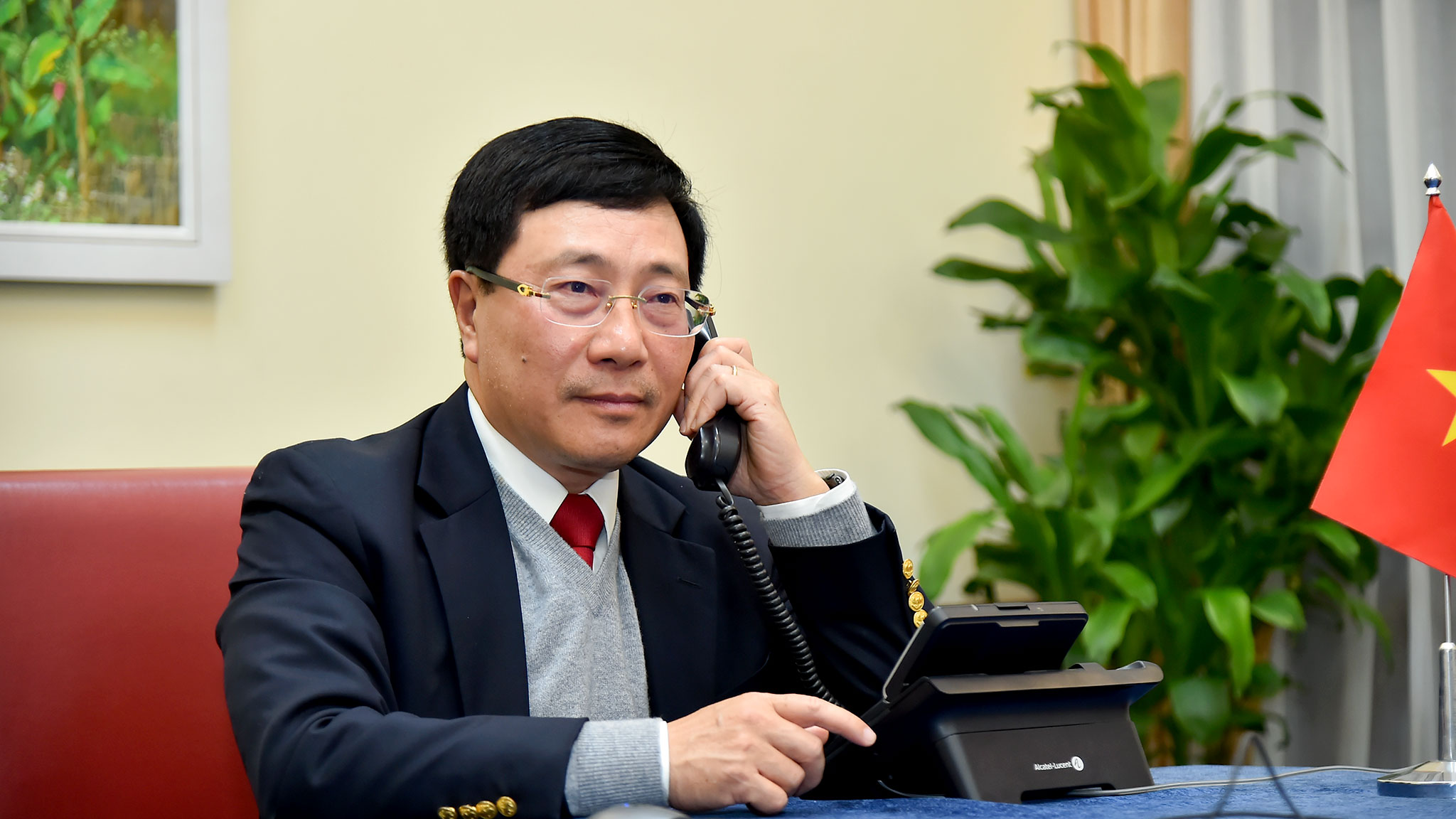 Phó Thủ tướng, Bộ trưởng Ngoại giao Phạm Bình Minh điện đàm với Cố vấn An ninh quốc gia Mỹ Robert O'Brien ngày 15/1 - Ảnh: Bộ Ngoại giao